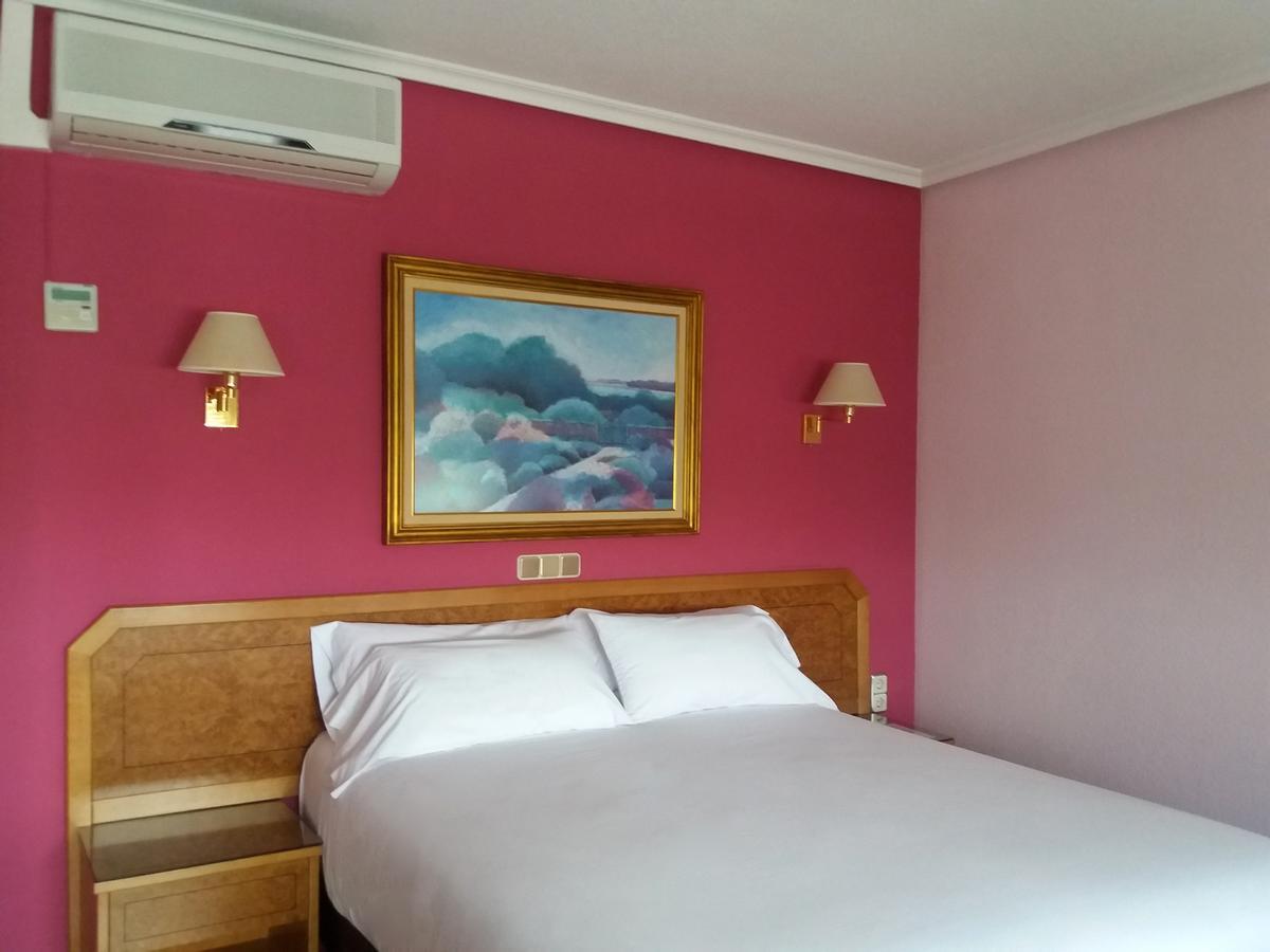 Hotel Don Carmelo Ávila Εξωτερικό φωτογραφία